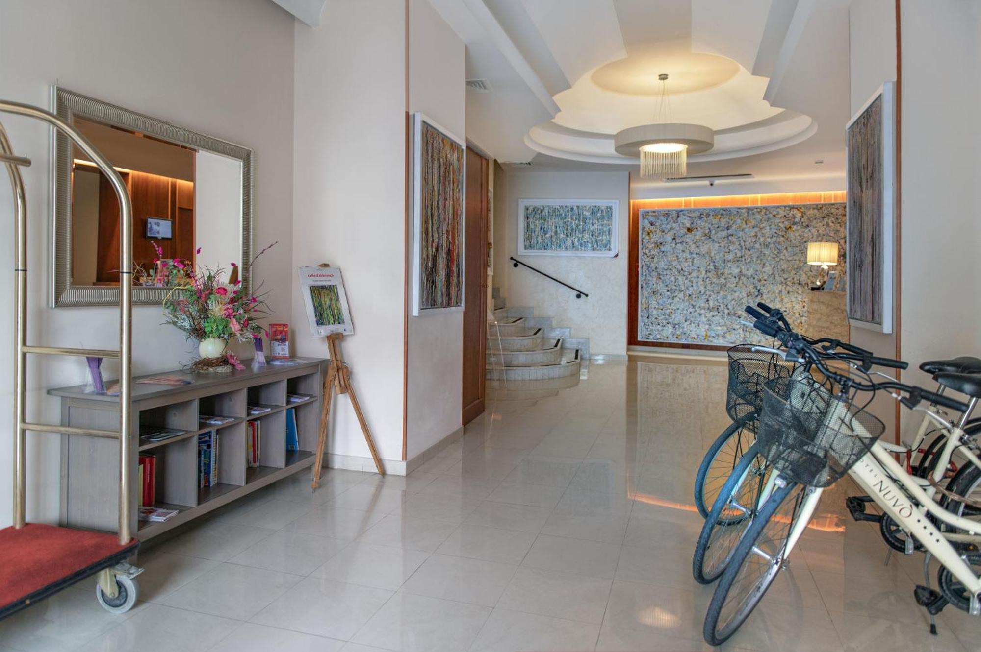 Hotel Nuvo Неаполь Экстерьер фото