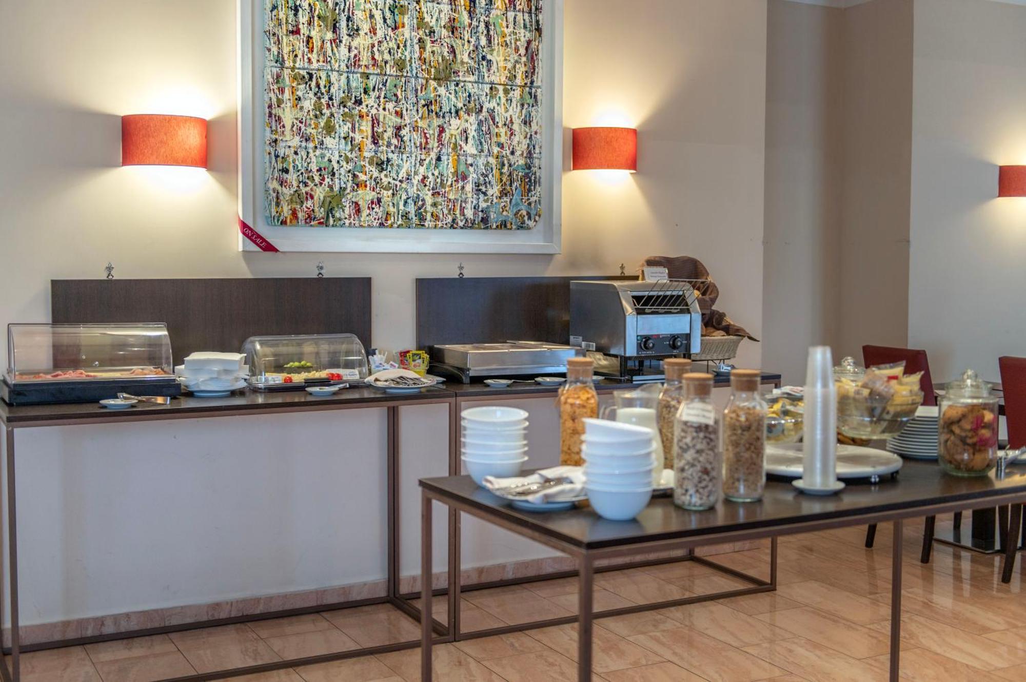 Hotel Nuvo Неаполь Экстерьер фото